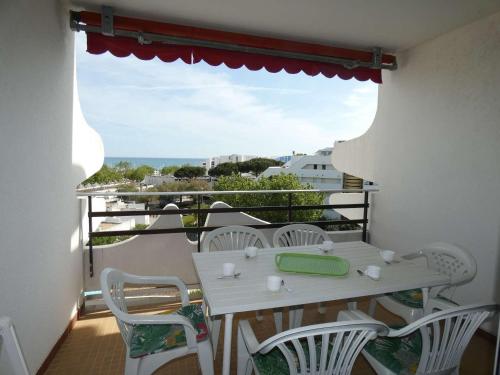 Appartement 2 pièces cabine avec piscine proche plage
