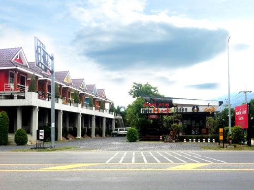 Bangunan di mana terletaknya resort