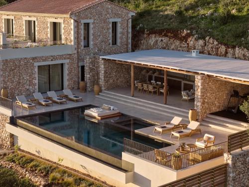 Eliterra Villas, Timeless Serenity & Heated Pool, By ThinkVilla