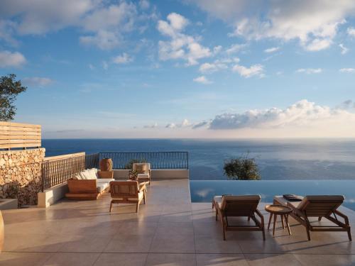 Eliterra Villas, Timeless Serenity & Heated Pool, By ThinkVilla