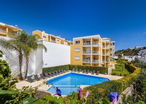 Garden Hill Relax & Old Town by OCvillas