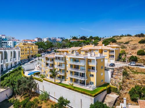 Garden Hill Relax & Old Town by OCvillas