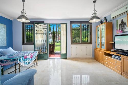 Unique 2 Br Apart in Golden Mile✺ Pool ✺ Parking