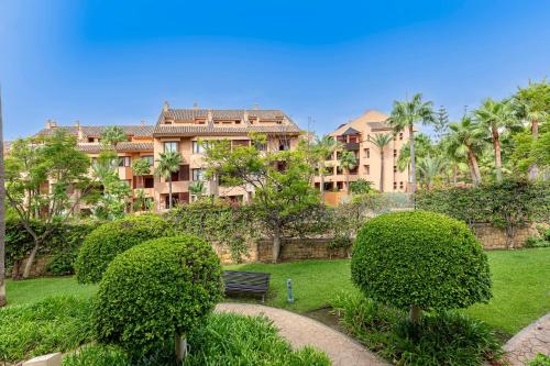 Spacious 3 bedrooms apartment at LAS BRISAS