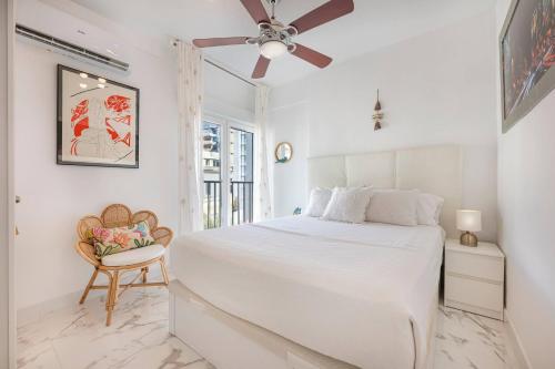 Modern 1 Bedroom Apartment, Steps from the Sea & Downtown