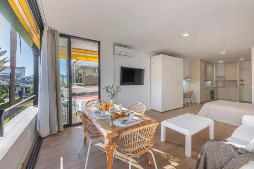 ✺Fenomenal Estudio en Milla de Oro✺Piscina✺Parking