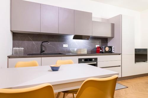 Easylife - Milan - San Gregorio 3 F - P Venezia