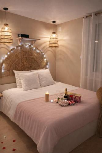 Suite Bali et sauna privé - vidéo projecteur - escapade romantique-centre
