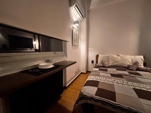 Cozy Apartment in Kypseli with 1000Mbps Fiber Wi-Fi