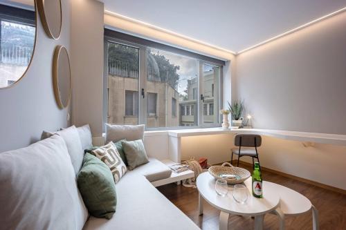 Bright Private Studio in Central Psyri l King Bed