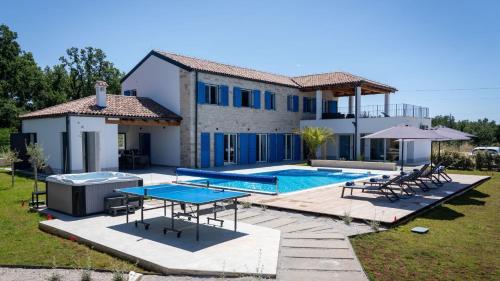 Villa Blue Moon by Villas Guide
