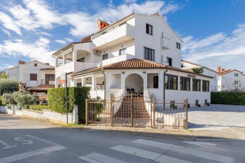 Apartments Aida