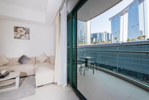 Modern Comfort in Reem Diamond Residence
