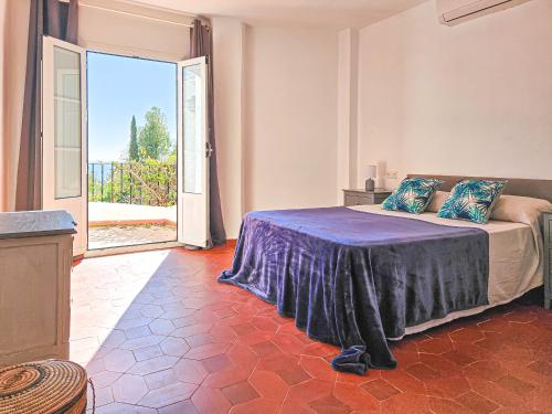 Three bedroom town house in Los Altos de Marbella