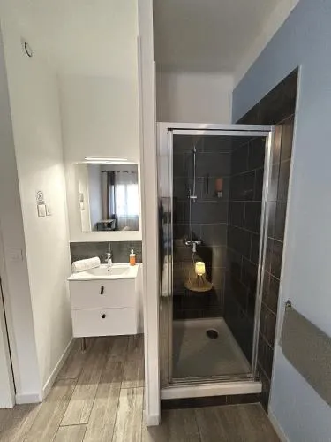 Appartements 4 chambres avec 4 salles de bains et climatisation photo 56