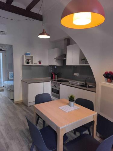 Encantador Loft Cabañal · Playa Las Arenas