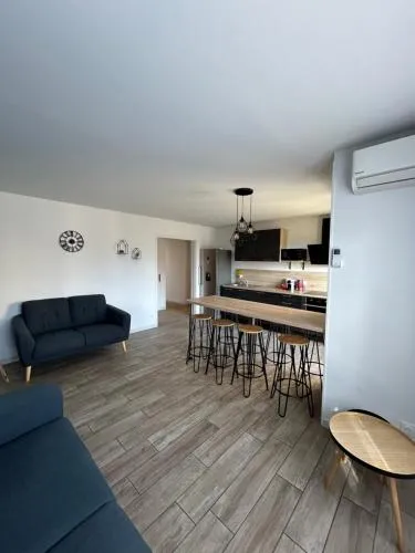 Appartements 4 chambres avec 4 salles de bains et climatisation photo 3