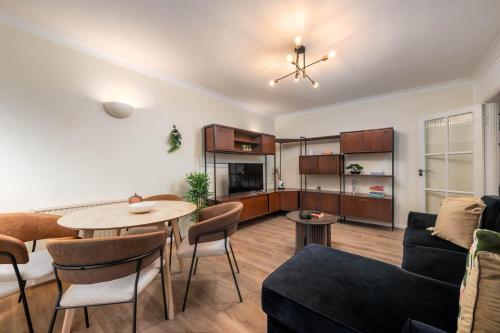Gallery image of Swanky two bedroom flat with balcony near swiss cottage and regents park in London