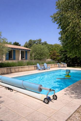 Grande maison avec piscine de 12 pers en Ardèche