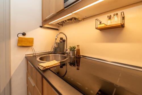 The Artist's Nest - Apartment on the Navigli