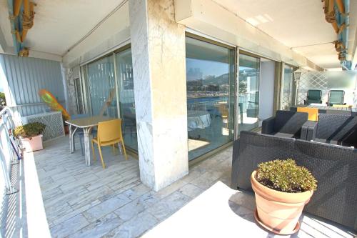 AMAZING SEA VIEW APARTMENT photo 14