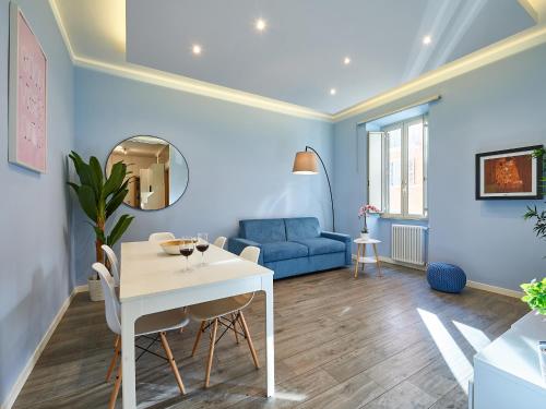 - Modern & Bright Apartment - 10 Min colosseum - Metro San Giovanni