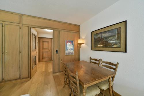 Chesa Suot Brattas 23 - St Moritz