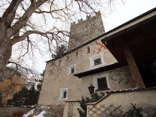 Apartment Burg Biedenegg-Trautson by Interhome