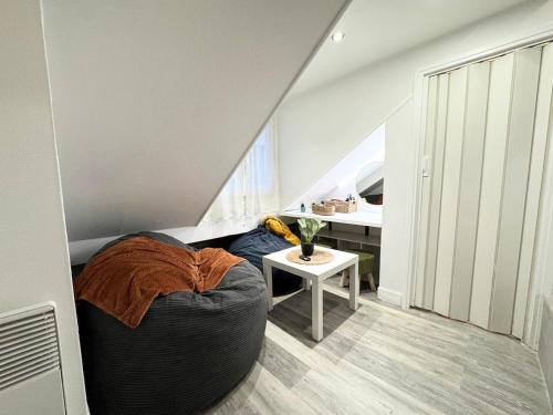 Cosy Loft Duplex for Couples - Great Location