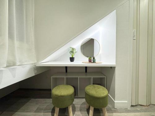 Cosy Loft Duplex for Couples - Great Location