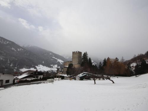 Apartment Burg Biedenegg- Sigwein by Interhome