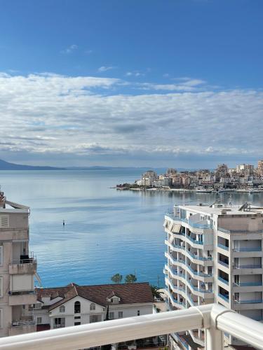 Central Sea View Apartment Sarande