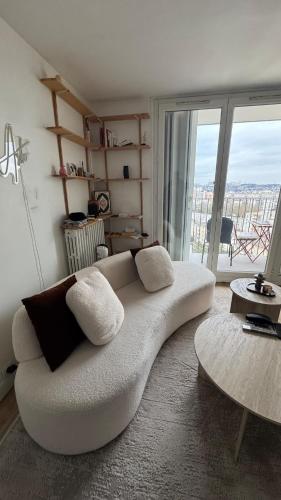 Grand appartement Parking et Metro