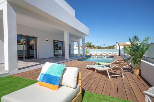 Krystal Bay Villa