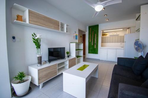 Don Miguel II 7-A Levante Beach