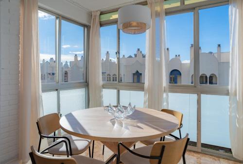 Stay U-nique Apartment Ayala