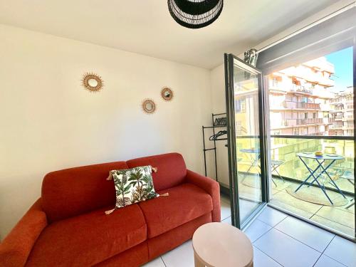 Studio 600 m de la Promenade des Anglais