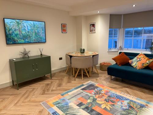 Heart of Brighton Apartment photo 6