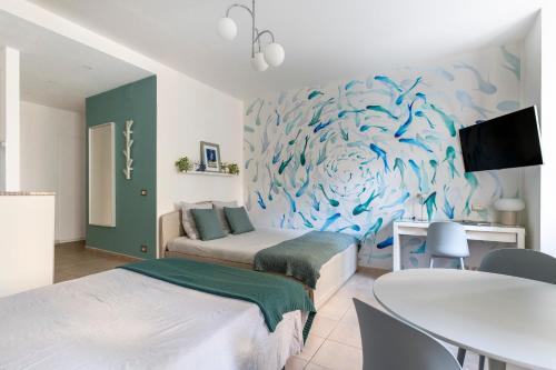 AZUR Apartment - Quiet City Center Location by the Sea