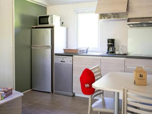 Mobile-home avec 2 chambres 4 personnes, terrasse - API-1-52-1124