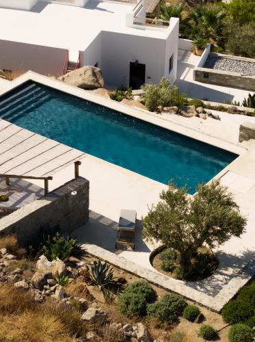 Beyond Naxos-Exclusive vacation home