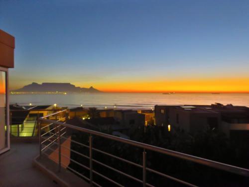 Gallery image of Gull on the Bay Boutique Guest House in Bloubergstrand