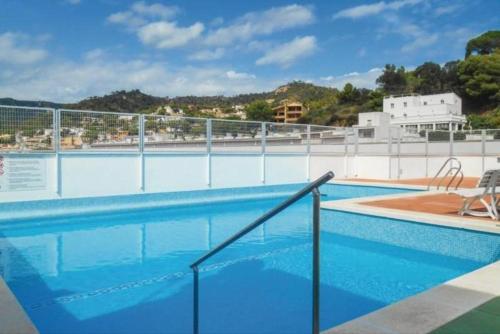 Lets Holidays POOL TERRACE APARTMENT TOSSA DE MAR