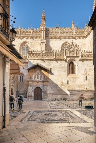 Ático con terraza y vistas únicas a la Catedral pleno centro de Granada