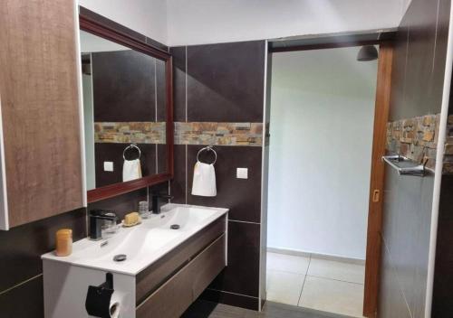 Bilik mandi di Fare Mape