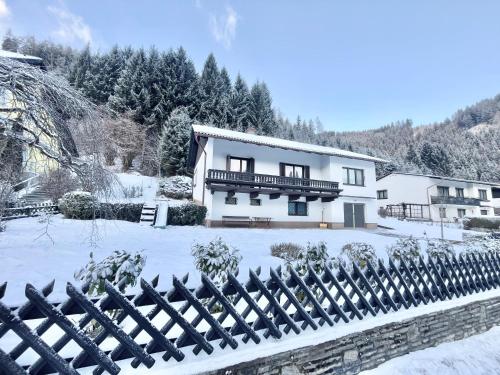 Forestside Raceway Hideaway