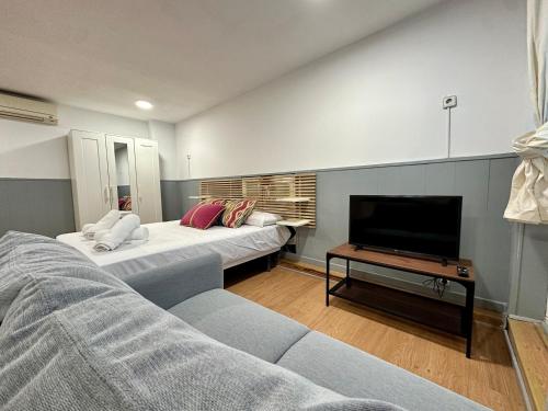Spacious studio near the center