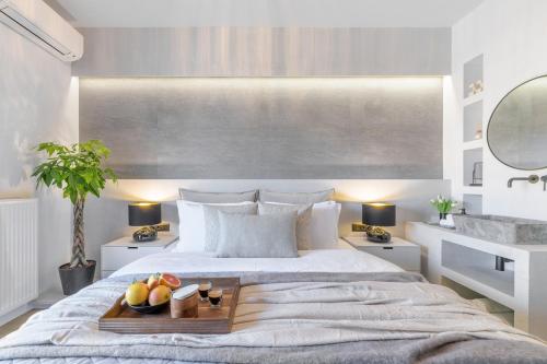50 Shades of Athens, Kingsize Suite with Jacuzzi!