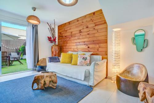 Native Coconut House