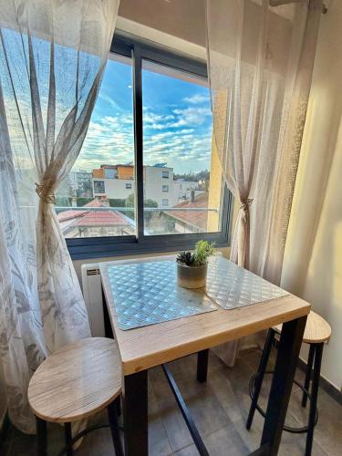 studio calme et cosy avec parking privé